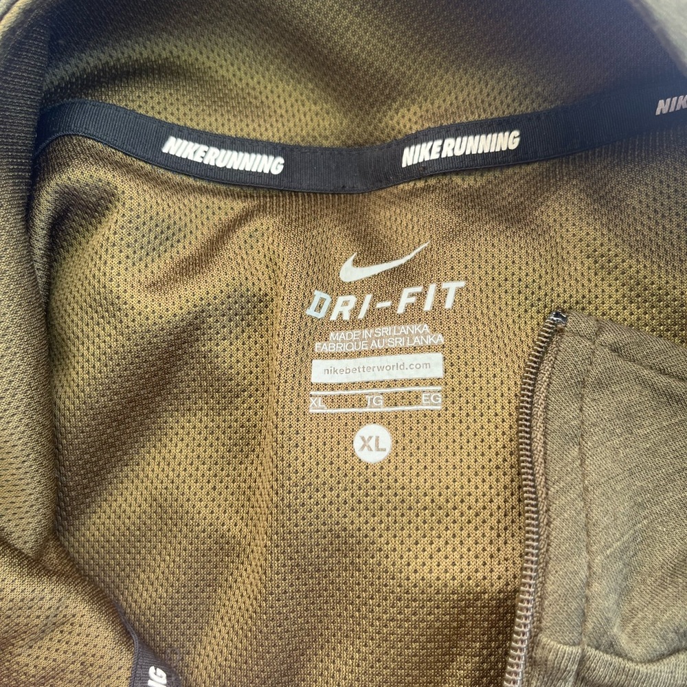 Nike running dry fit men’s quarter zip with finger holes